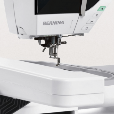 Bernina 790